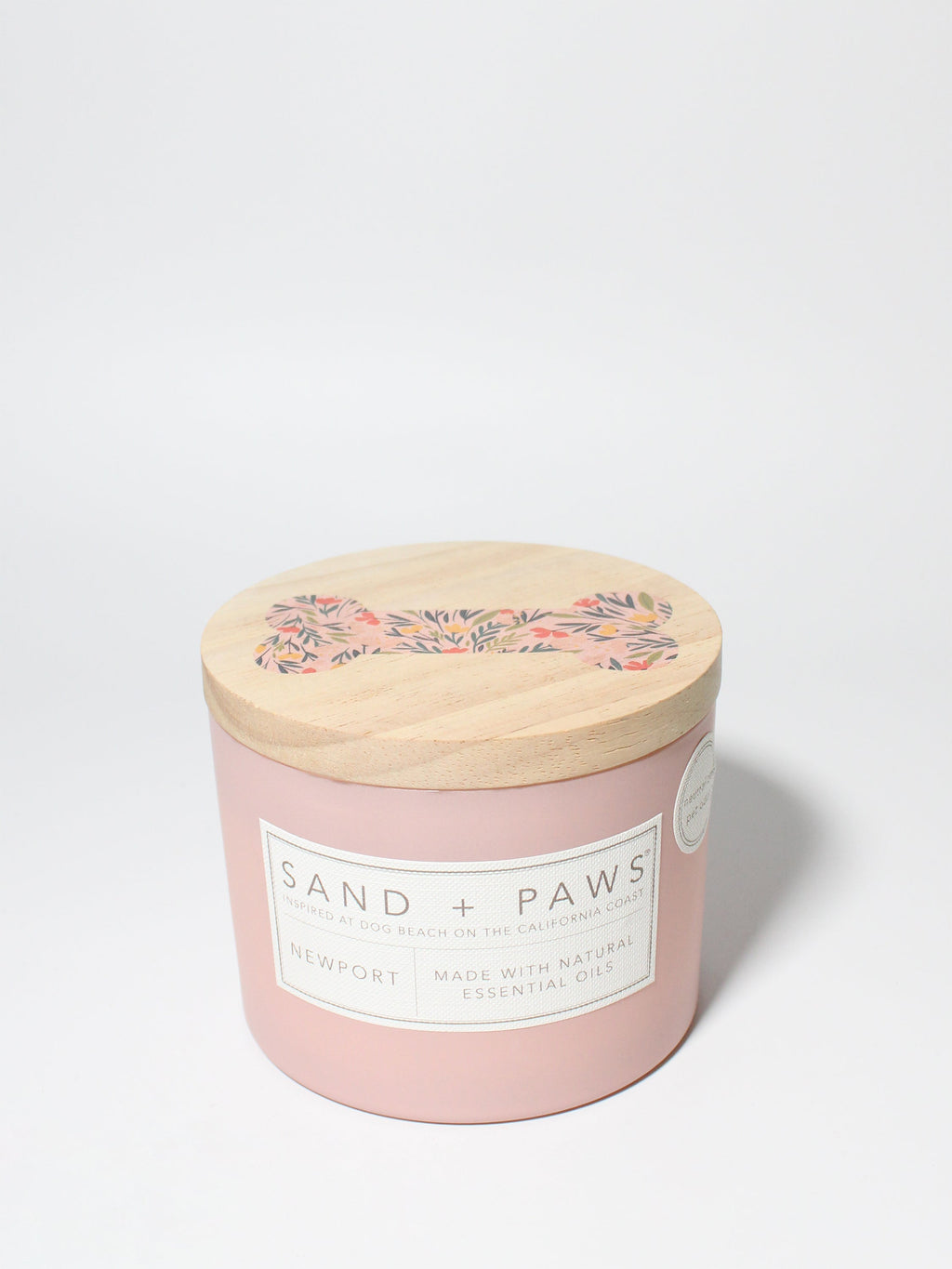 Elegant Sand + Paws Newport 12 oz scented candle