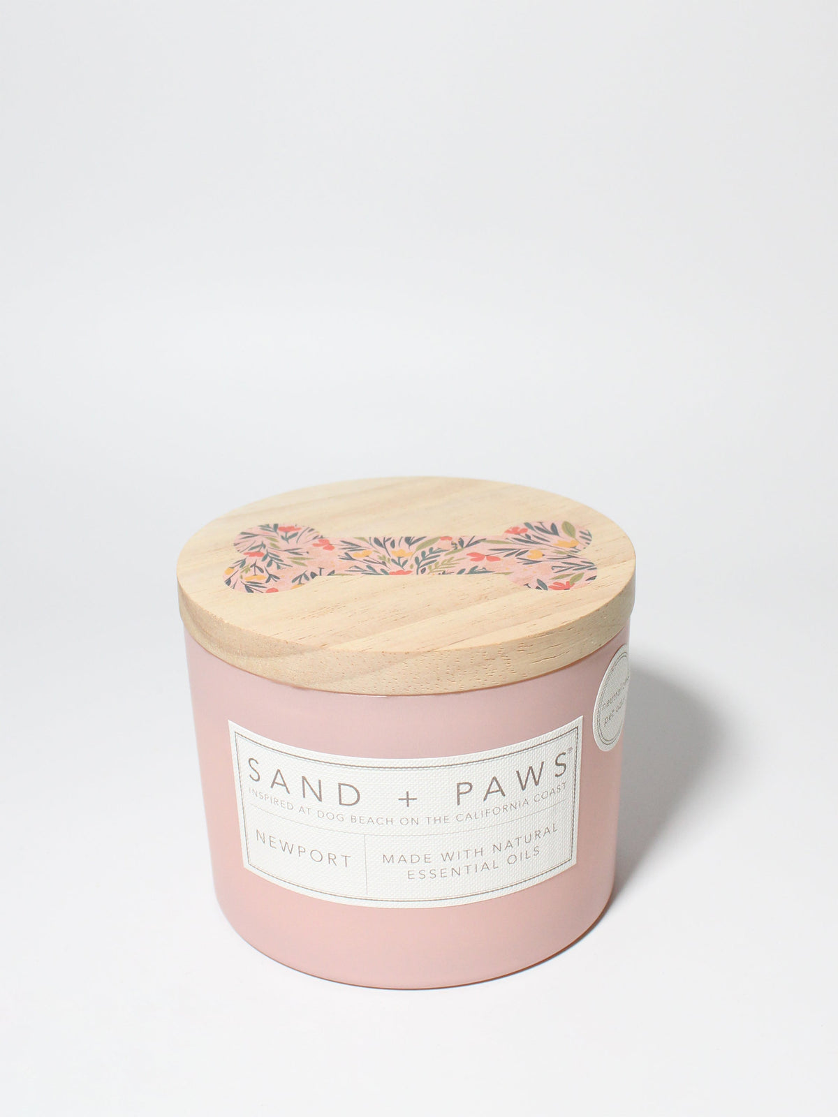 Elegant Sand + Paws Newport 12 oz scented candle