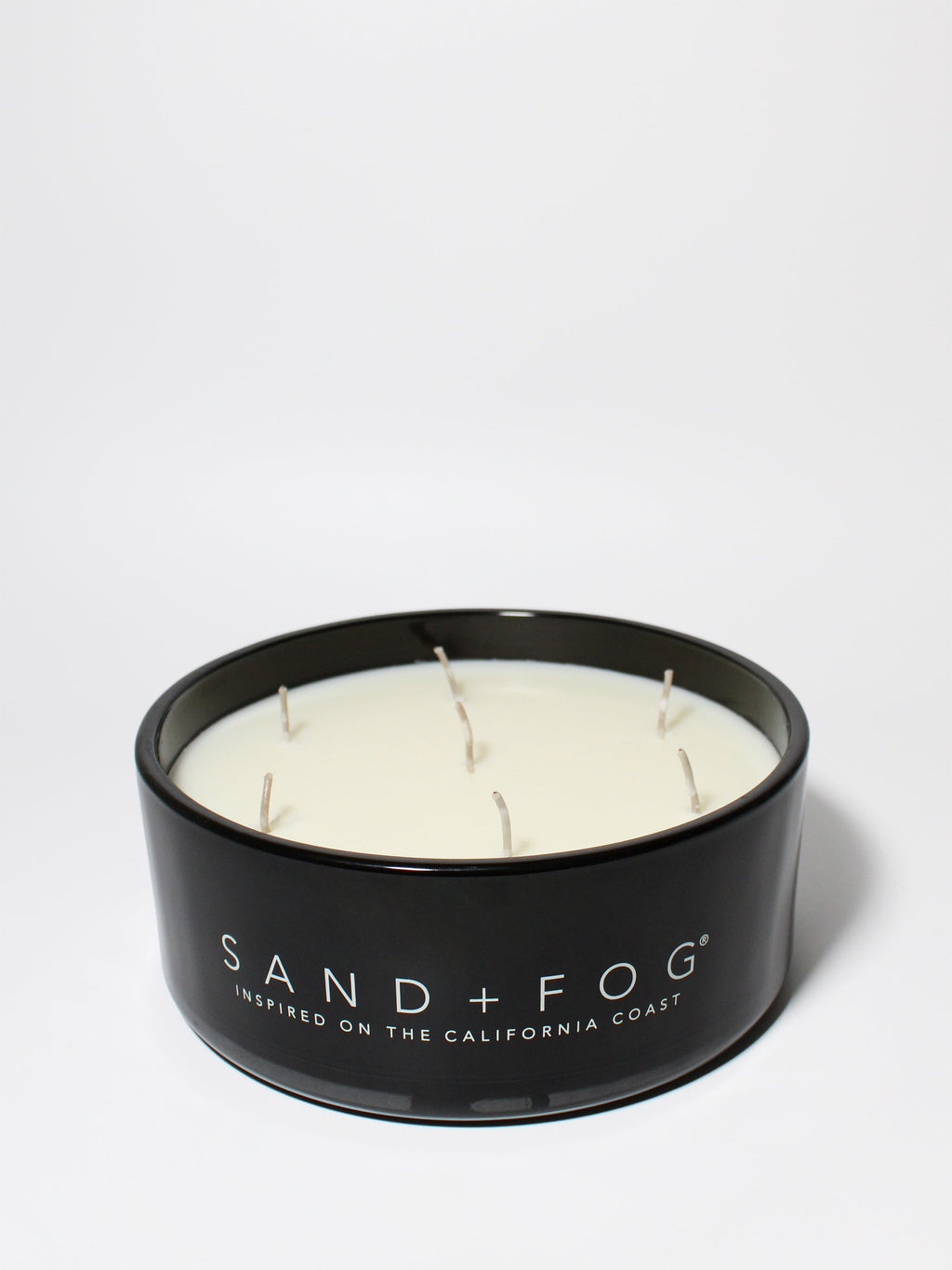 Elegant Teakwood 34 oz scented candle