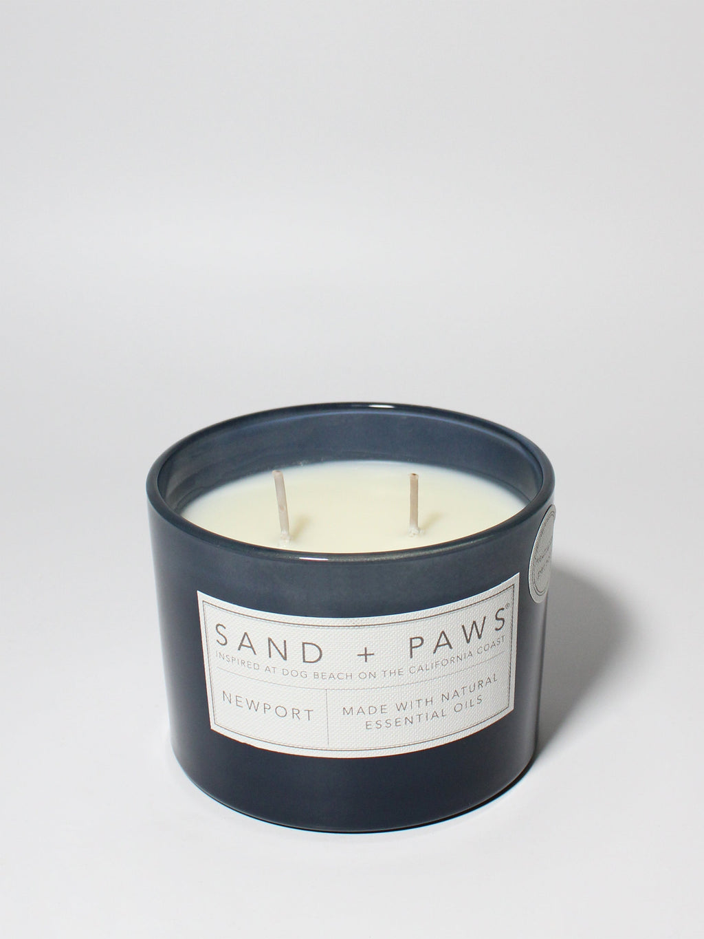 Elegant Sand + Paws Newport 12 oz scented candle