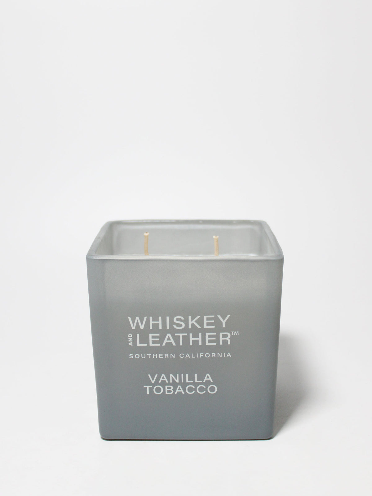 Elegant Vanilla Tobacco 16 oz scented candle