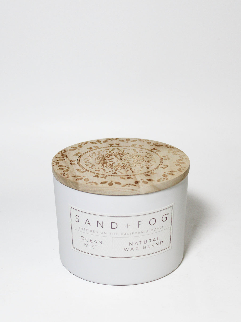Elegant Ocean Mist 12 oz scented candle
