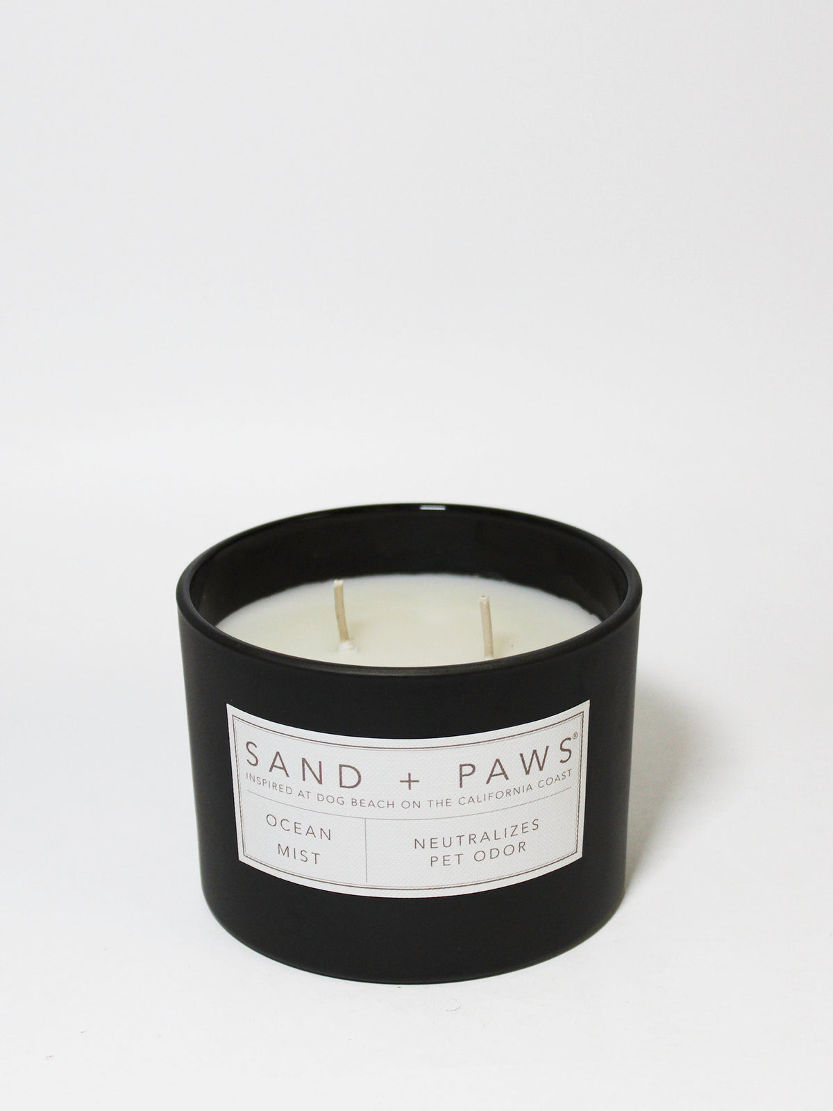 Elegant Sand + Paws Ocean Mist 12 oz scented candle