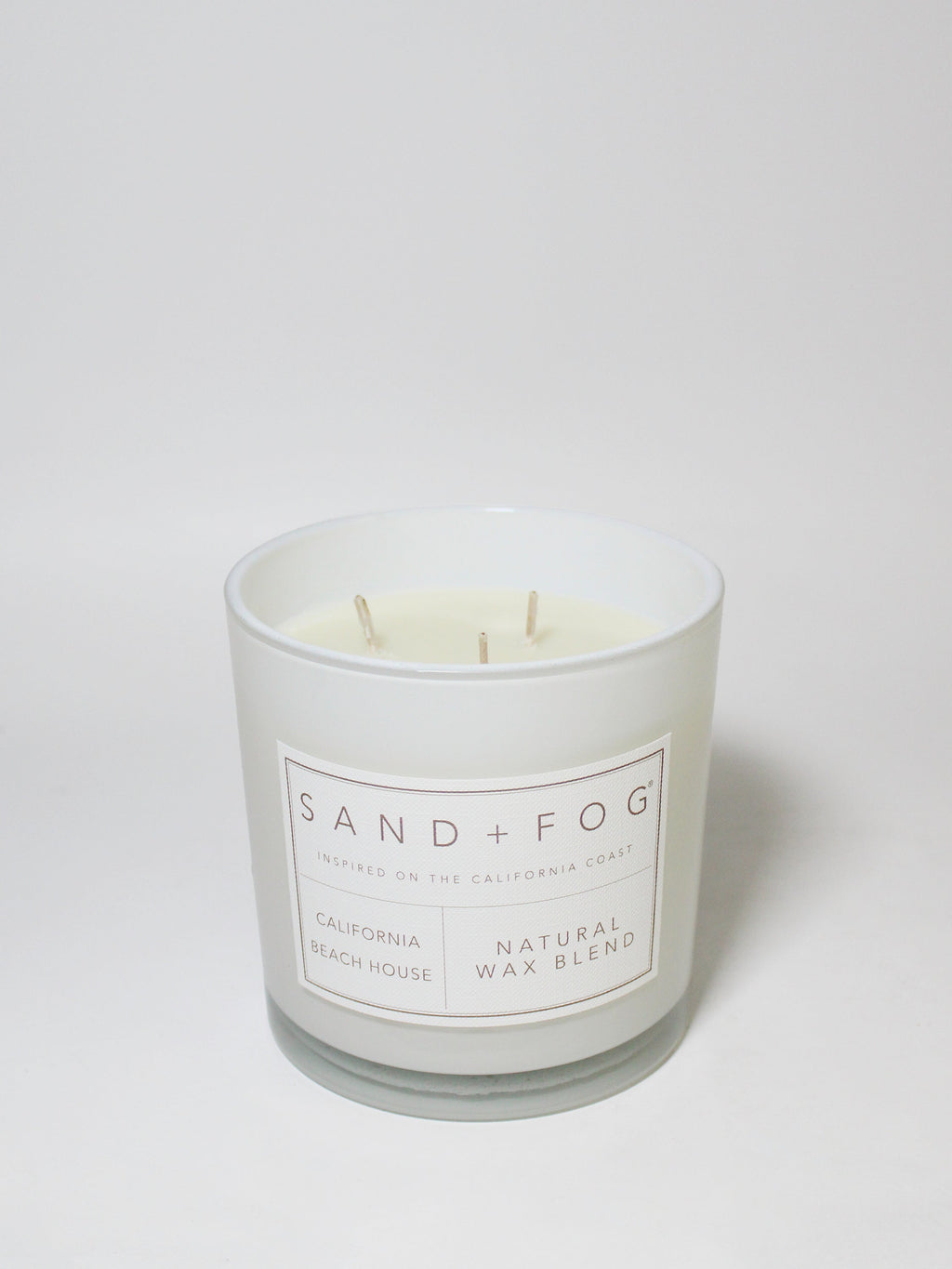 Elegant California Beach House 21 oz scented candle