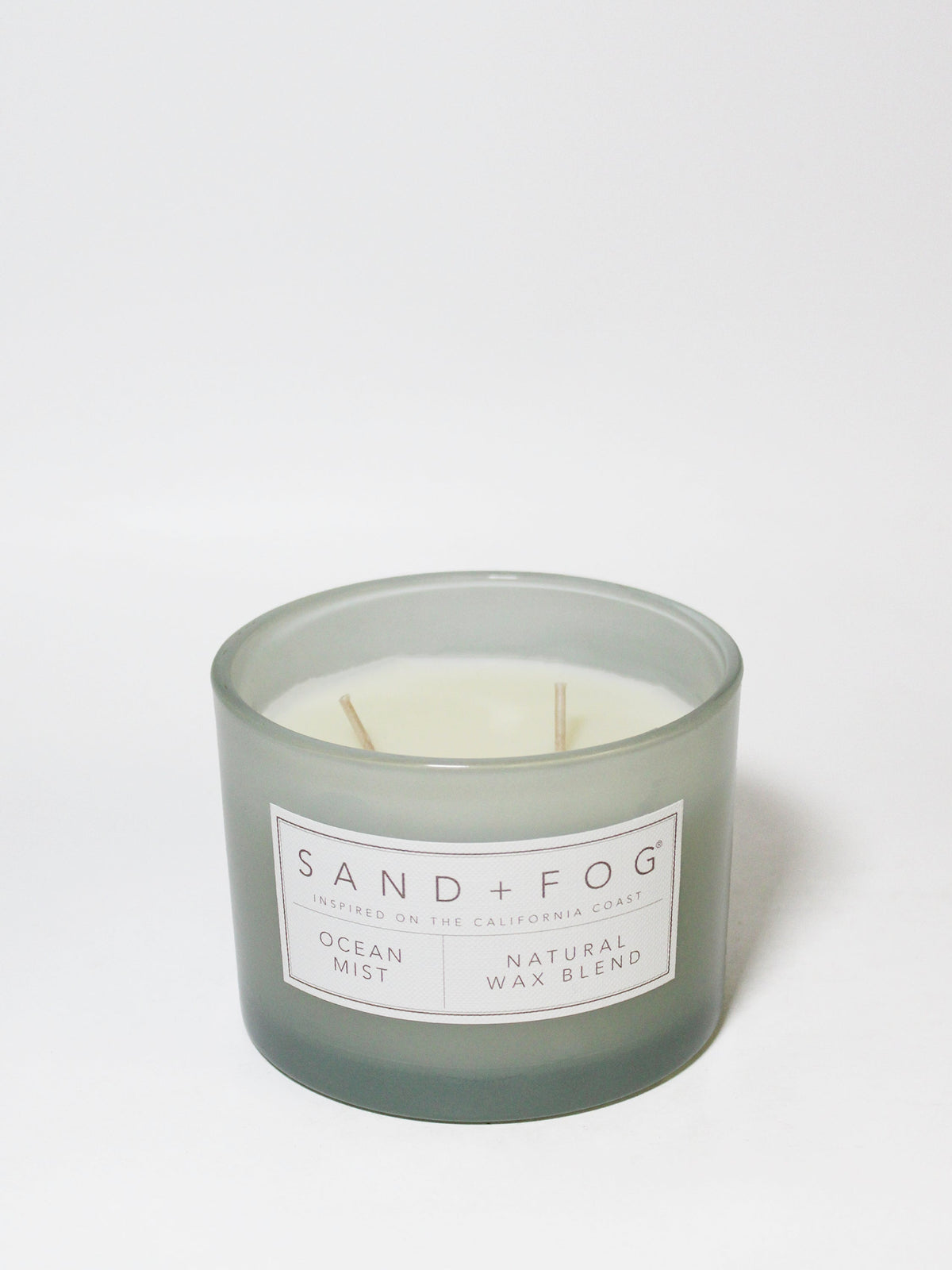Elegant Ocean Mist 12 oz scented candle