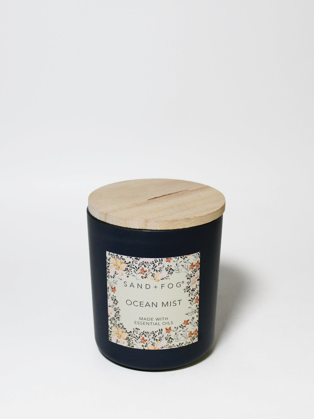 Elegant Ocean Mist 10 oz scented candle