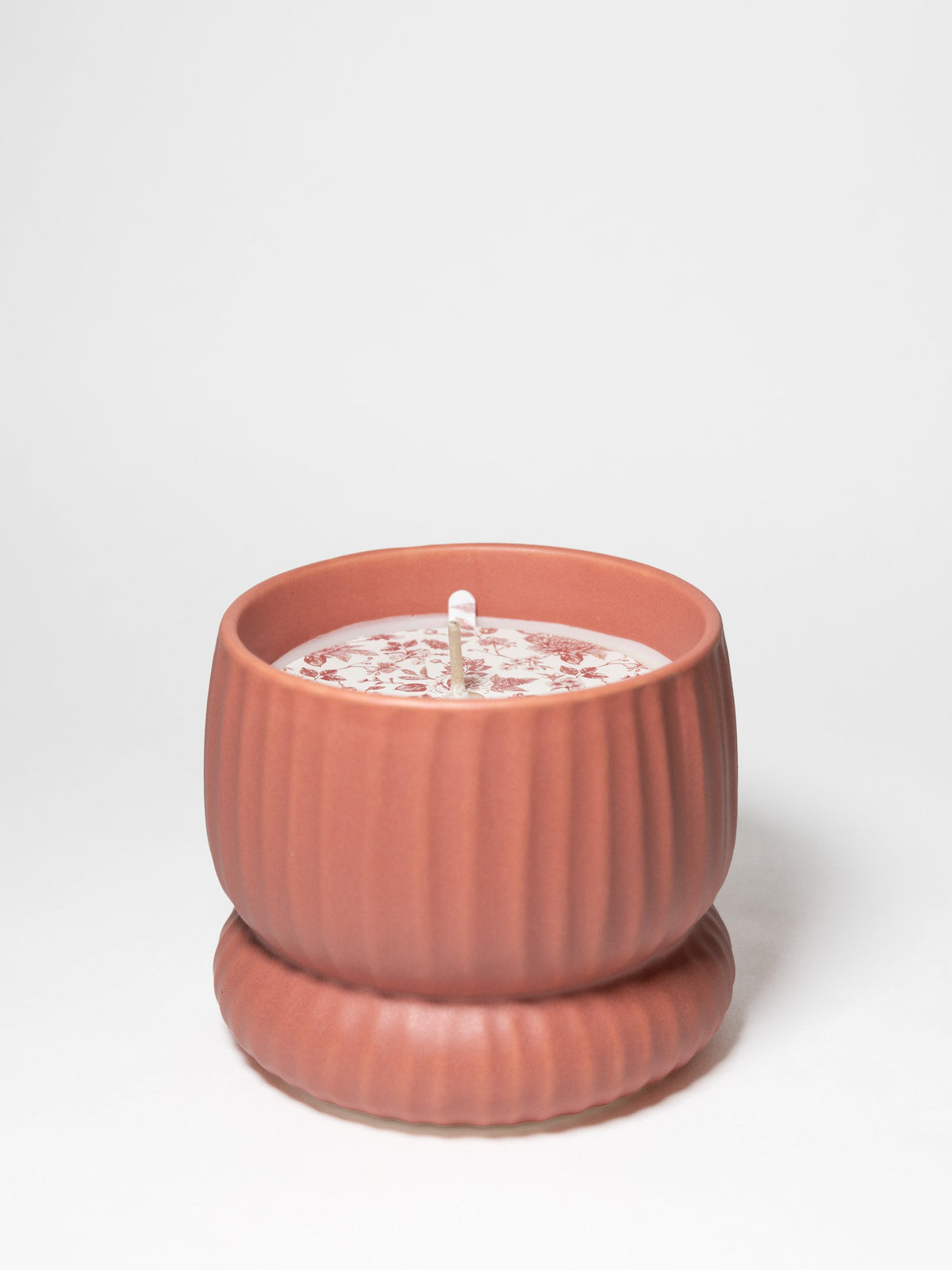 Elegant Amber & Fig 10 oz scented candle