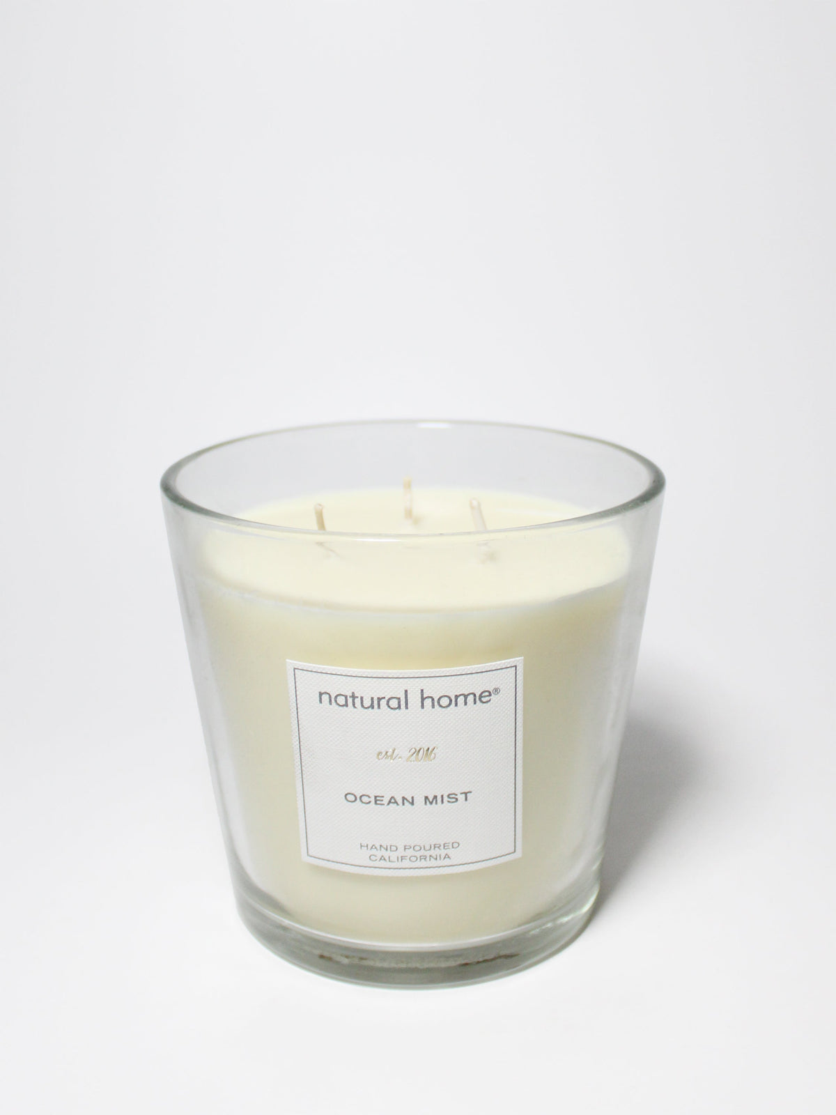 Elegant Ocean Mist Natural Home 31 oz scented candle