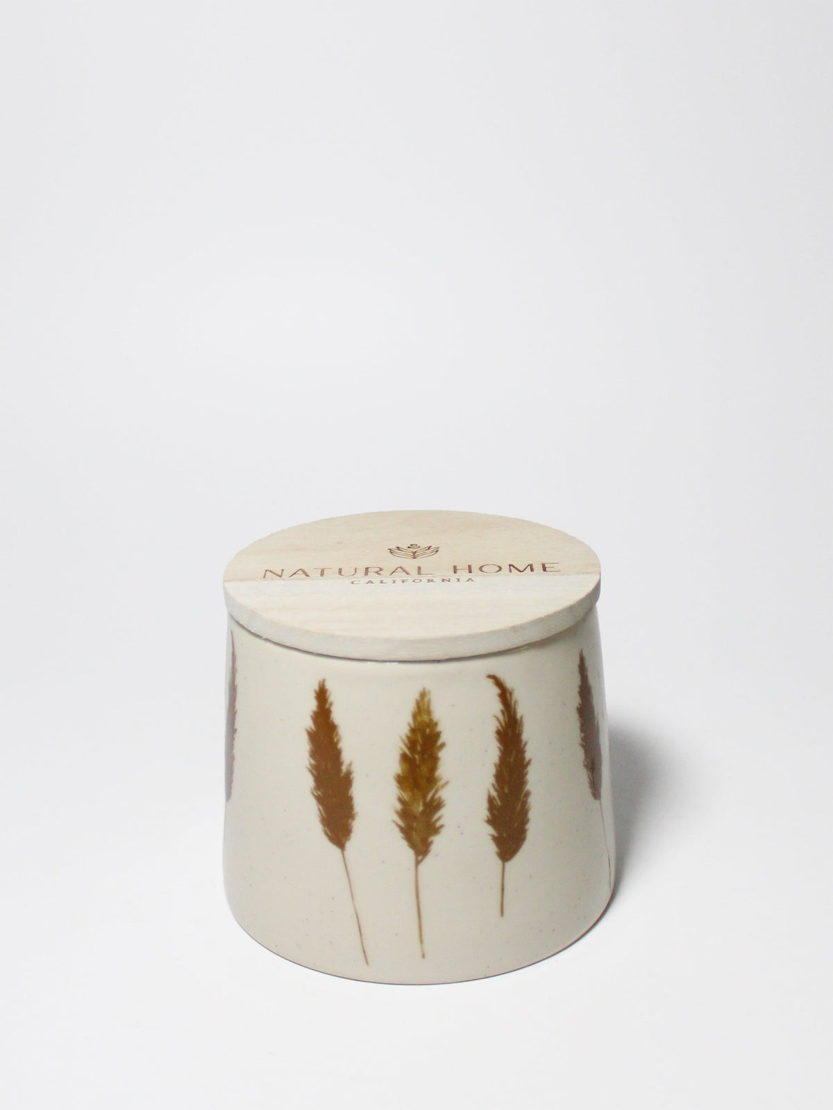 Elegant Amber & Fig Natural Home 7 oz scented candle