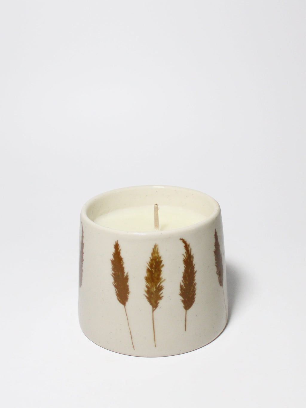 Elegant Amber & Fig Natural Home 7 oz scented candle