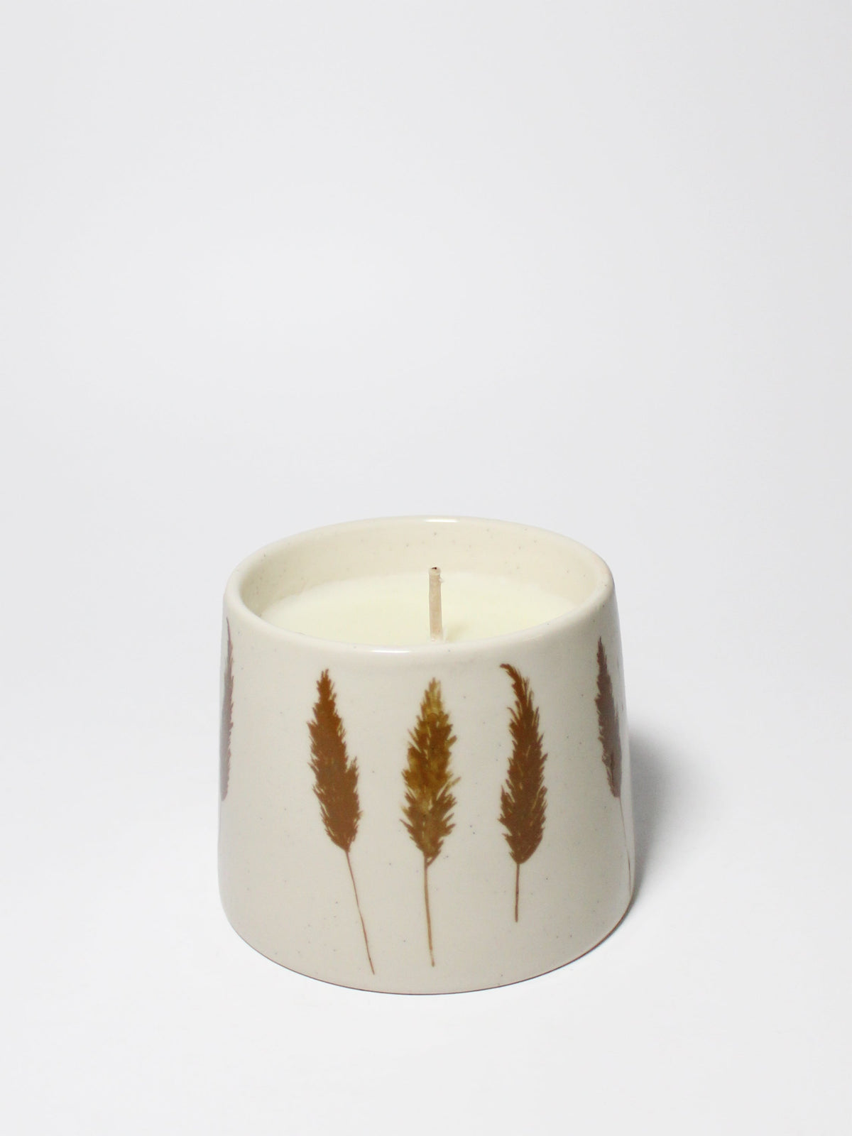 Elegant Amber & Fig Natural Home 7 oz scented candle