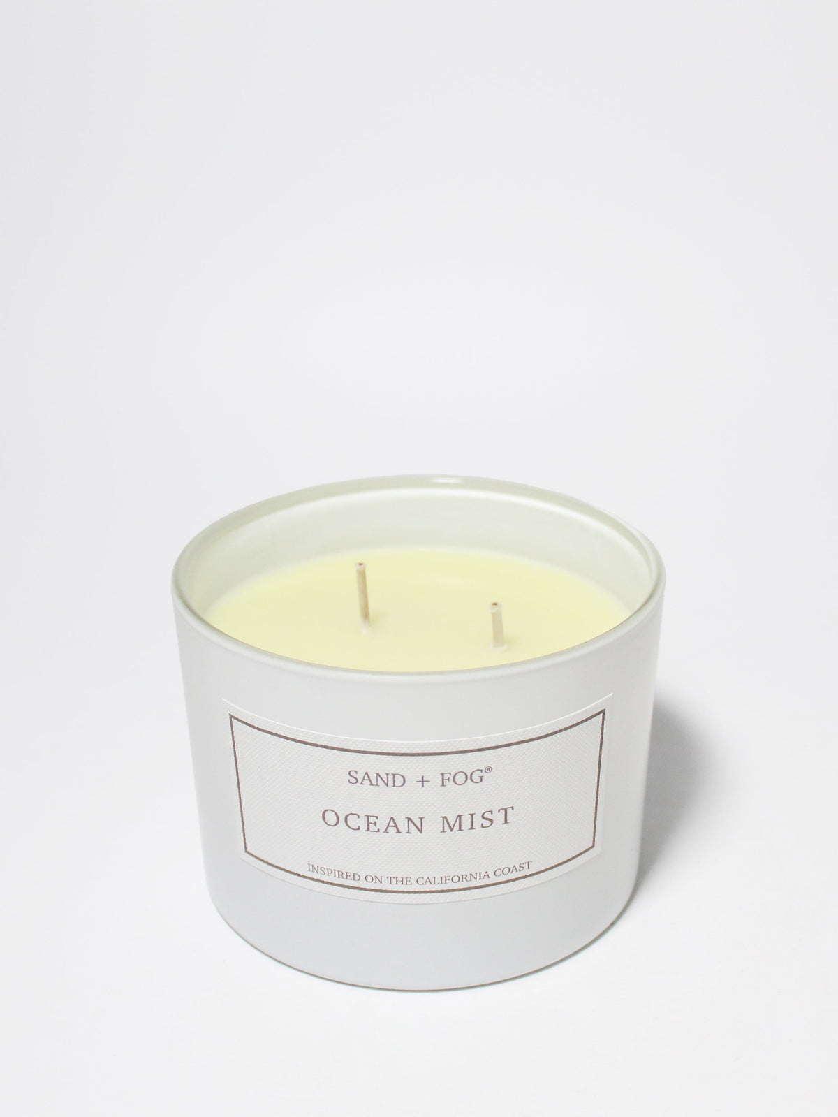 Elegant Ocean Mist 12 oz scented candle