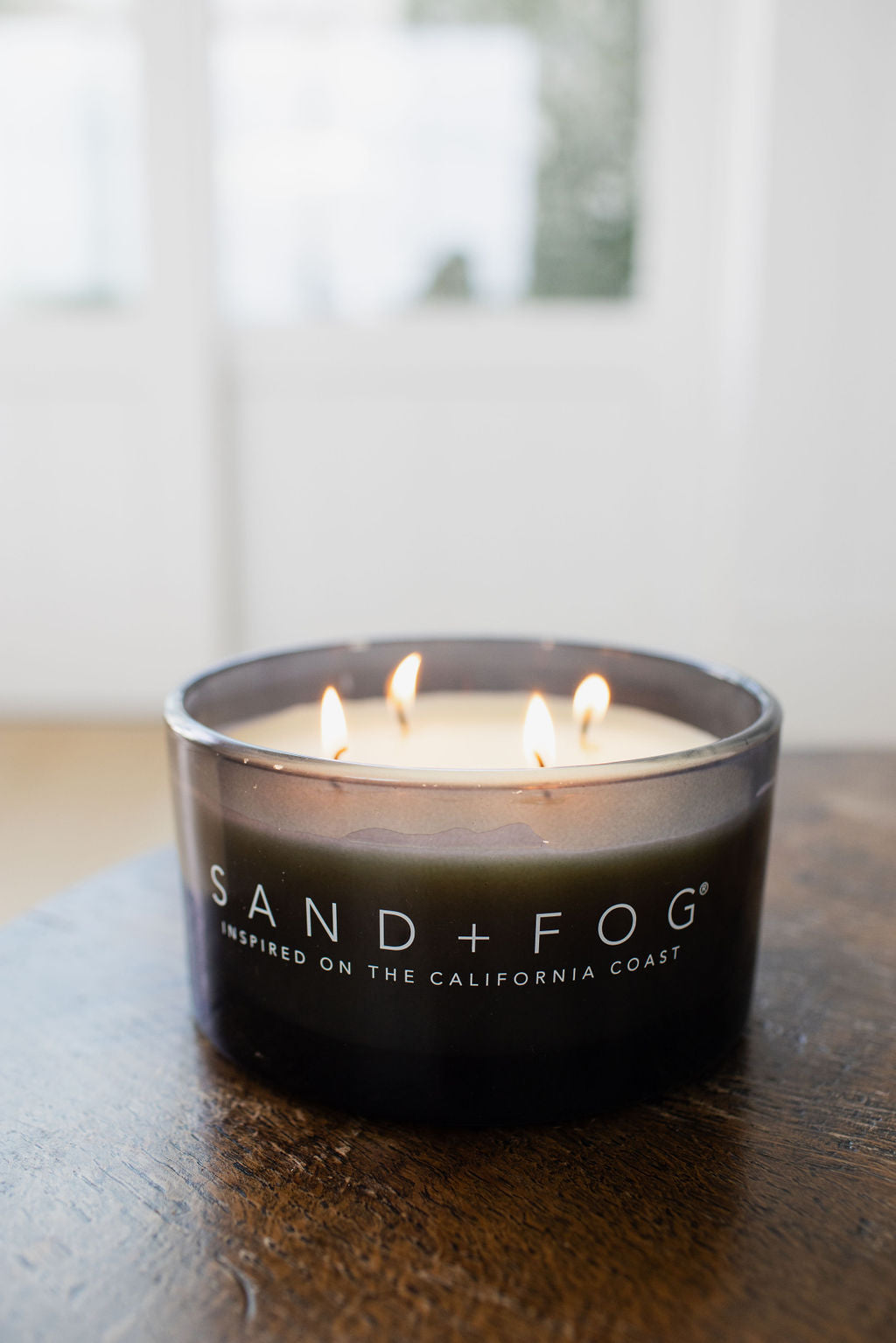 Elegant Fern & Moss 23 oz scented candle