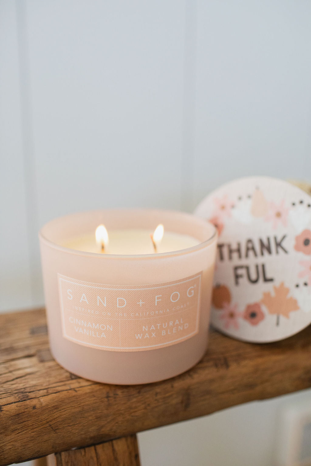 Elegant Cinnamon Vanilla 12 oz scented candle