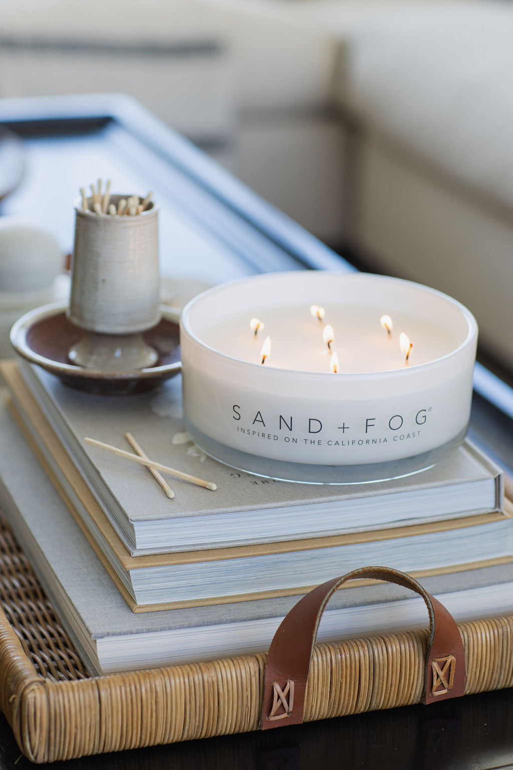 Elegant Ocean Mist 34 oz scented candle