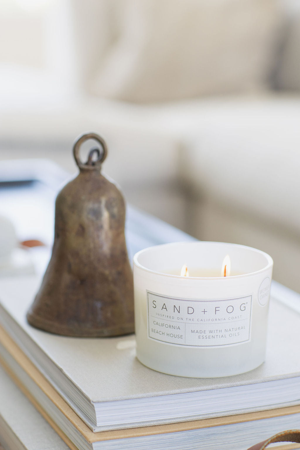 Elegant California Beach House 12 oz scented candle