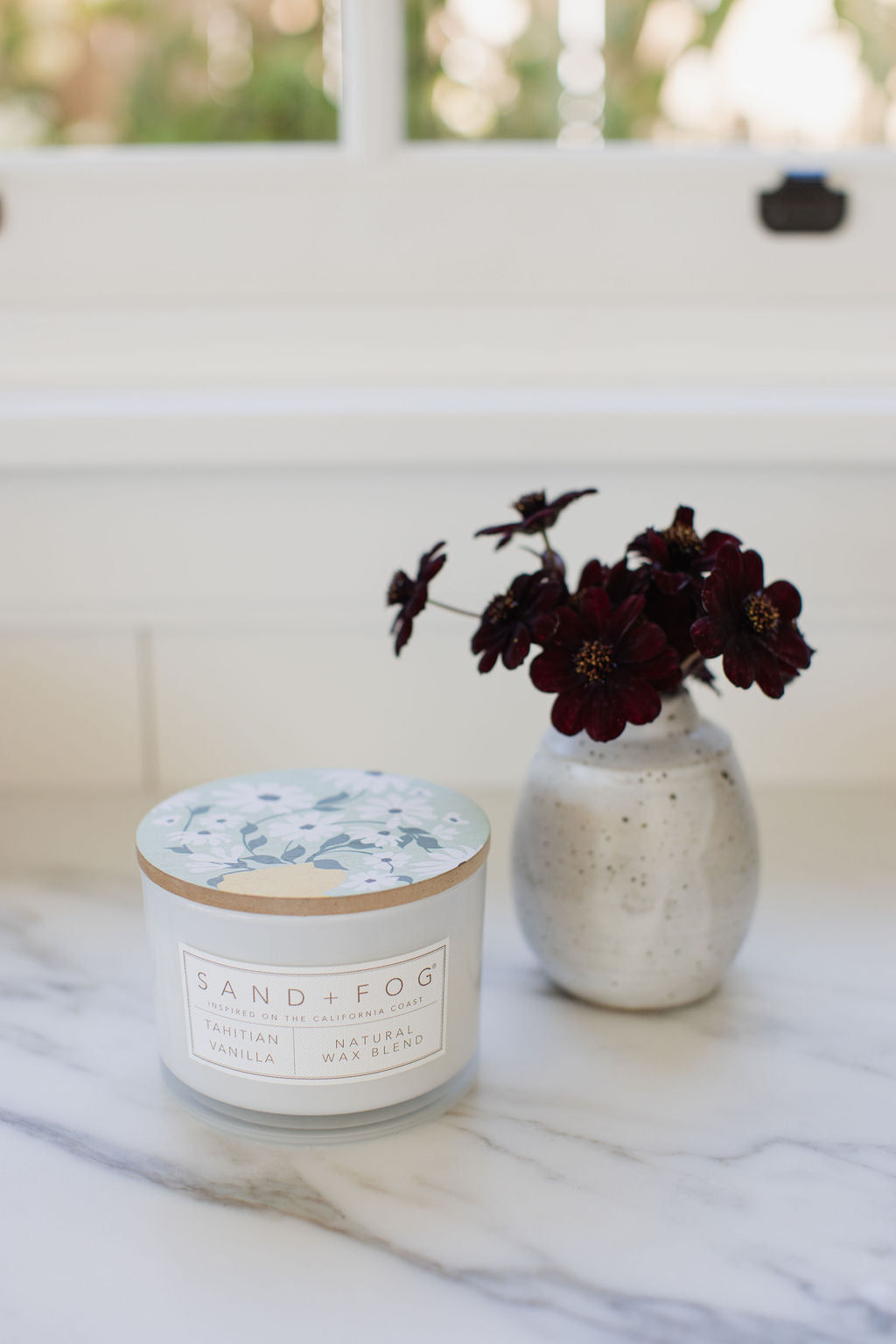 Elegant Tahitian Vanilla 12 oz scented candle