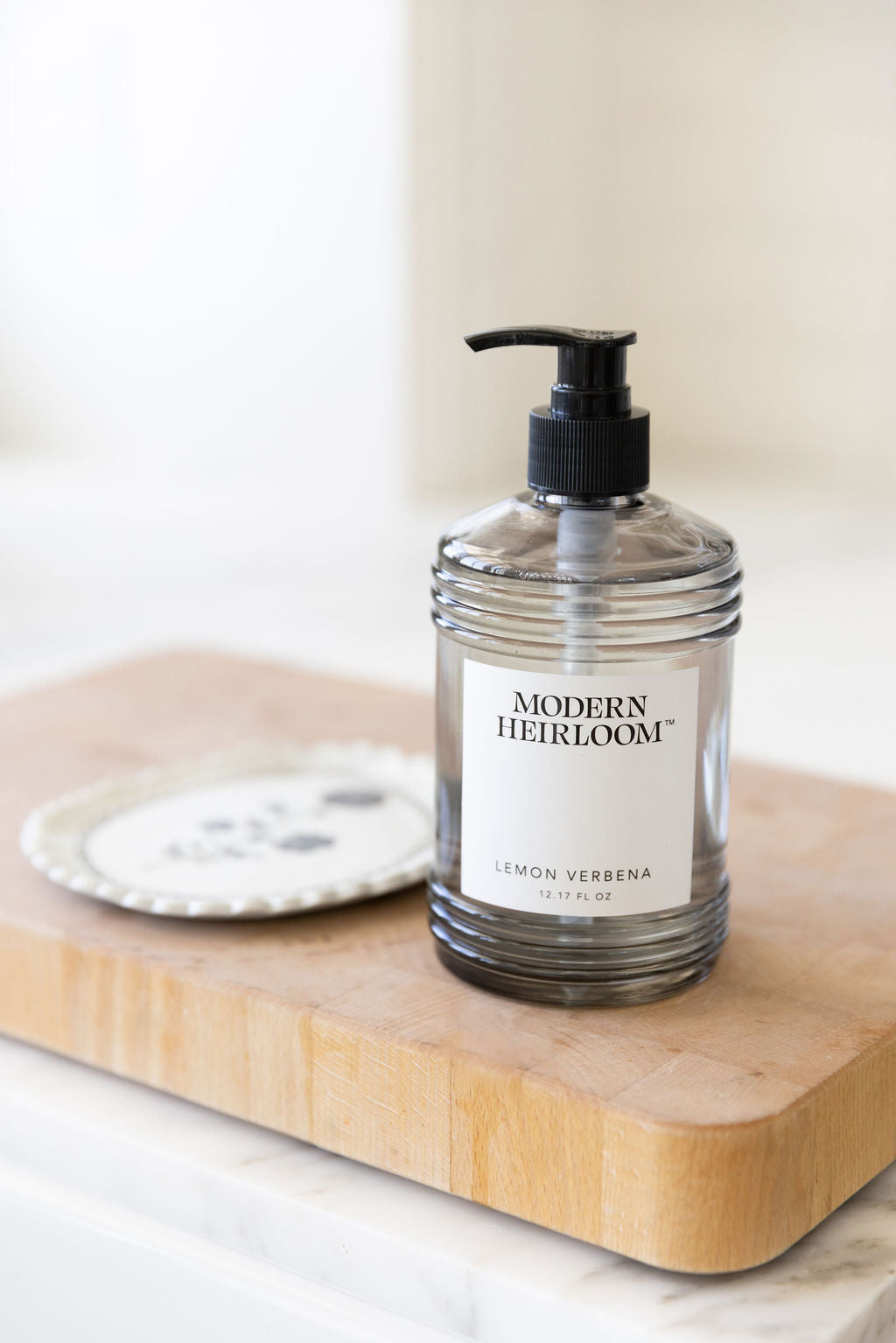 Nourishing Lemon Verbena Modern Heirloom 12.17 oz Liquid Hand Soap