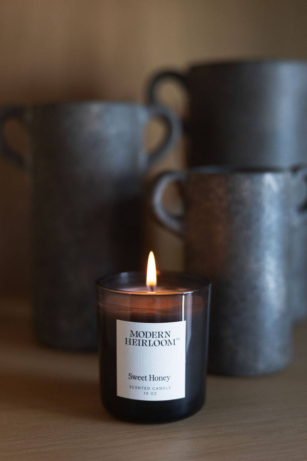 Elegant Sweet Honey 10 oz scented candle