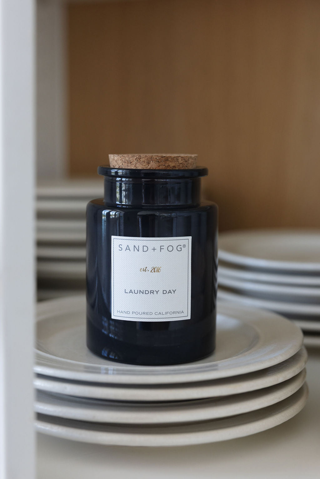 Elegant Laundry Day 12 oz scented candle