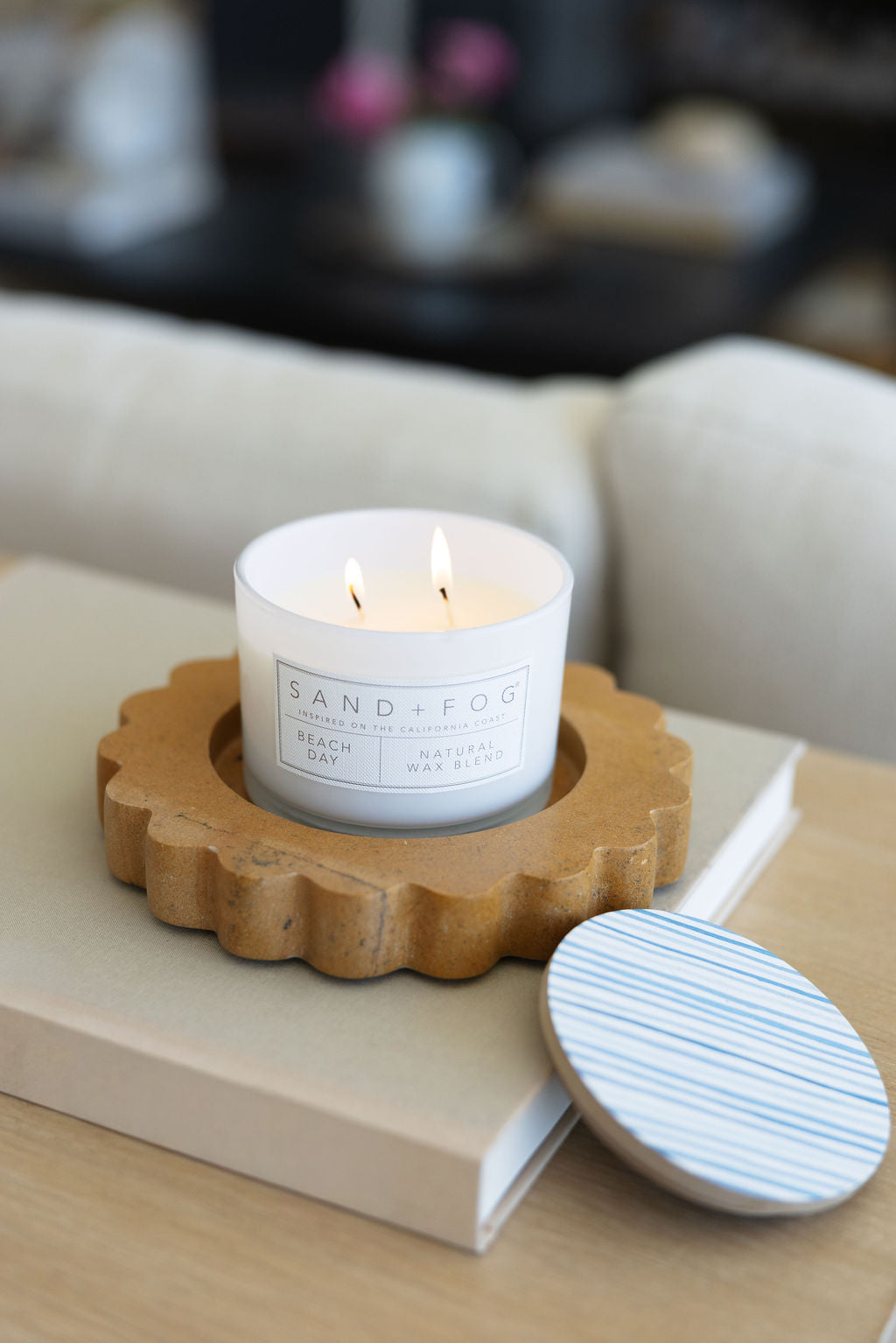 Elegant Beach Day 12 oz scented candle