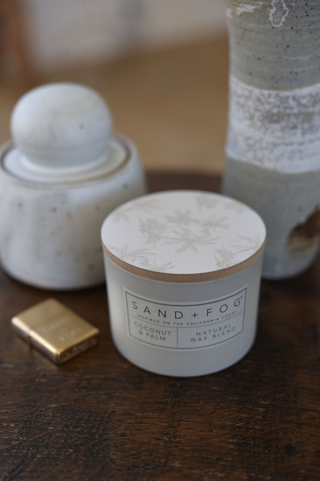 Elegant Coconut & Palm 12 oz scented candle