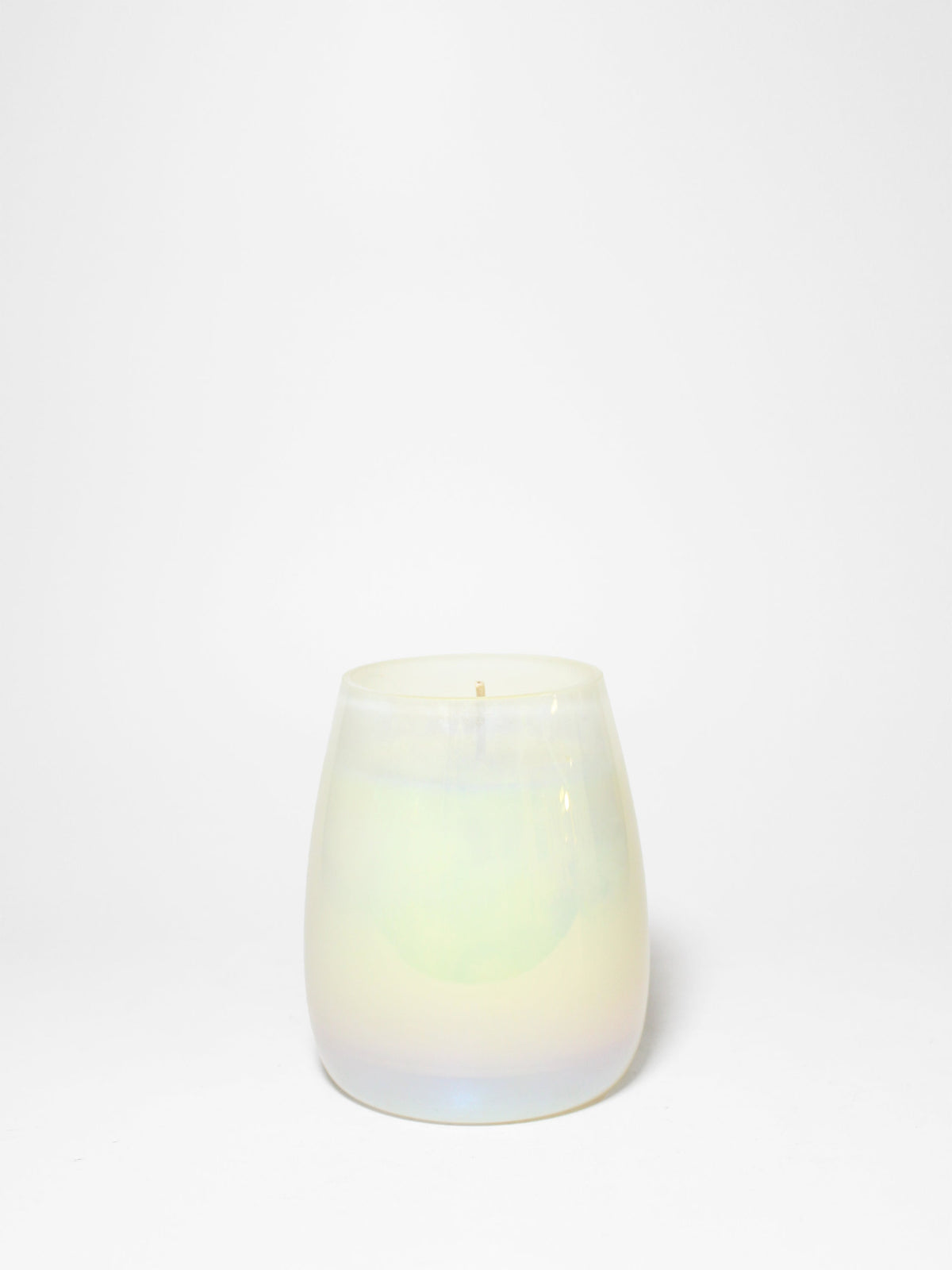 Elegant Ocean Mist 12 oz scented candle