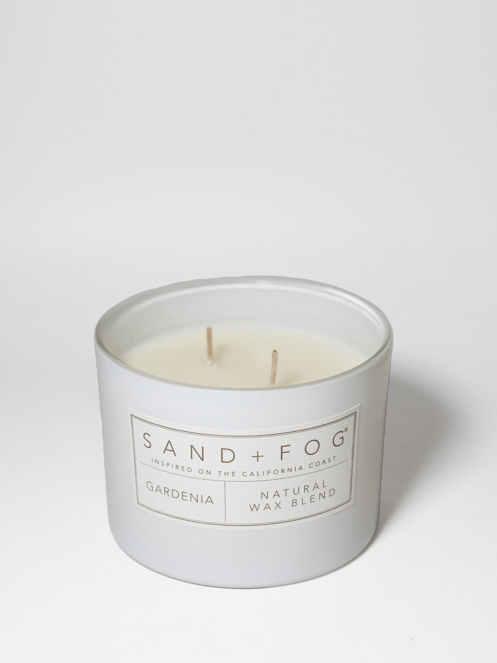 Elegant Gardenia 12 oz scented candle