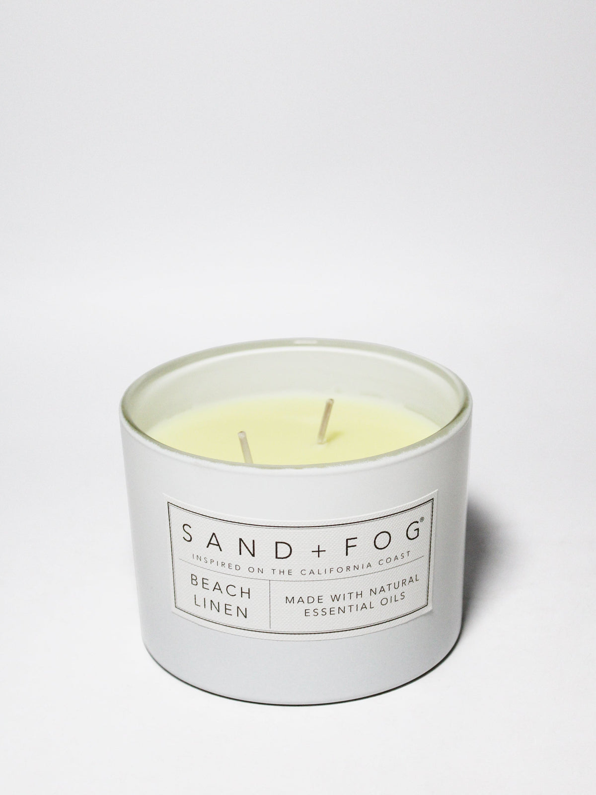 Elegant Beach Linen 12 oz scented candle