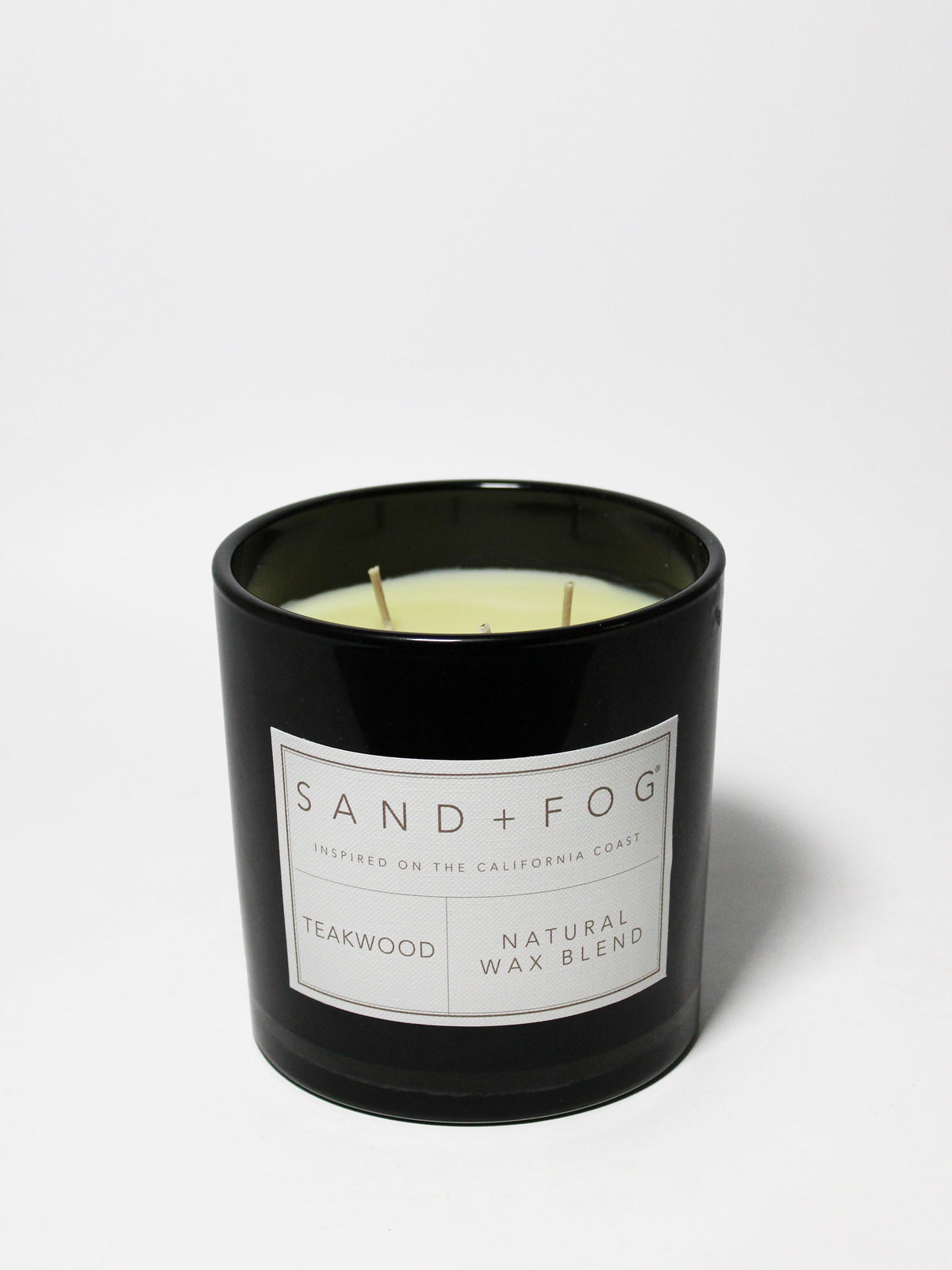 Elegant Teakwood 21 oz scented candle