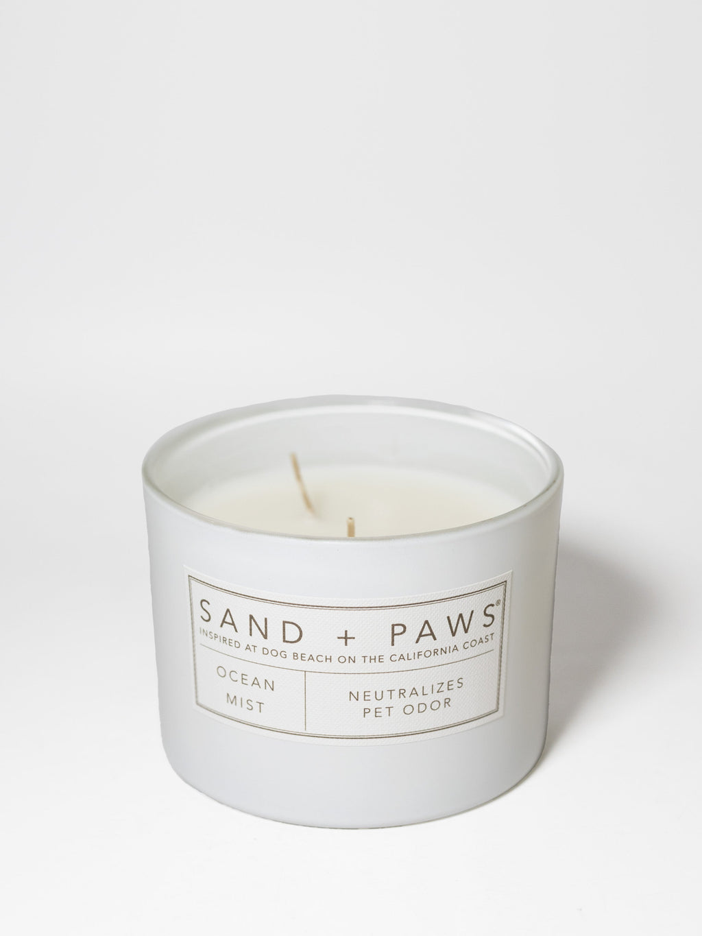 Elegant Sand + Paws Ocean Mist 12 oz scented candle