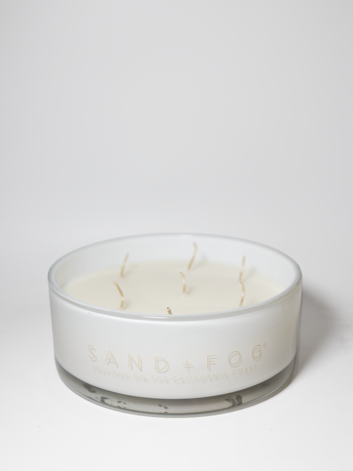 Elegant Vanilla Sandalwood 34 oz scented candle