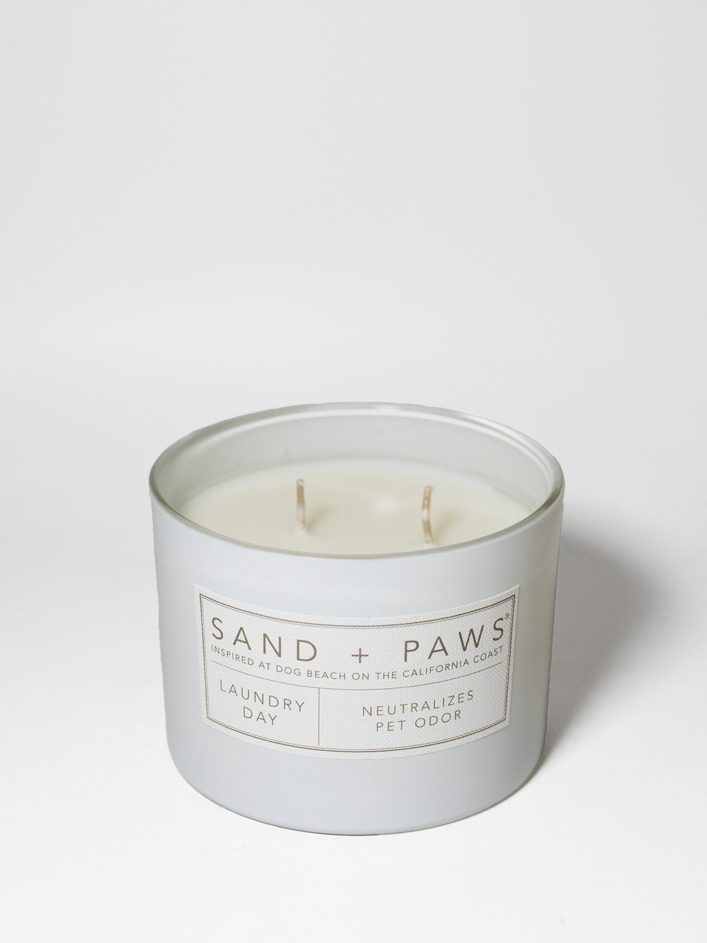 Elegant Sand + Paws Laundry Day 12 oz scented candle