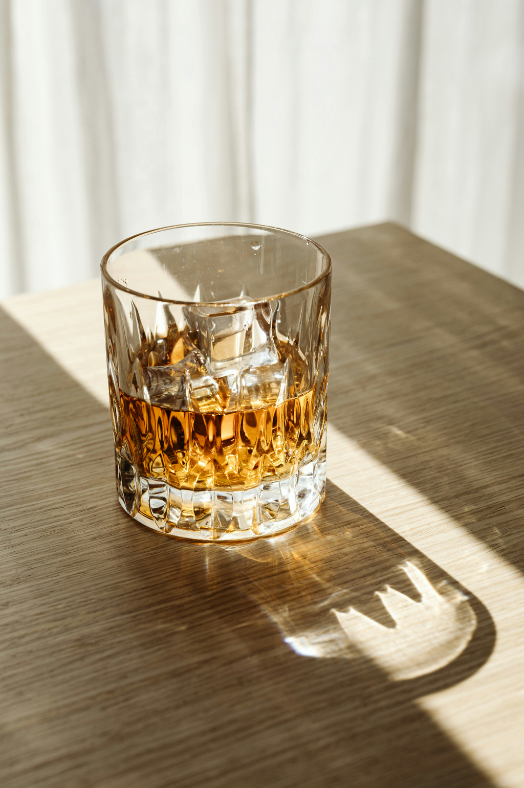 Elegant Cocktail Hour 10 oz scented candle