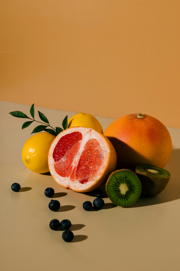 Elegant Tropical Citrus Natural Home 31 oz scented candle