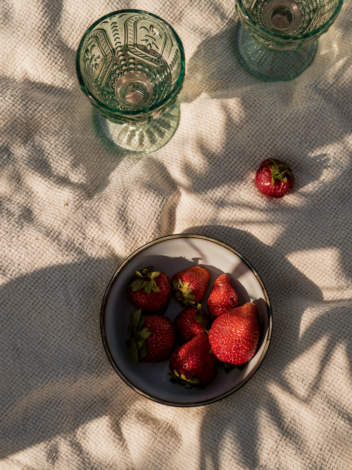 Elegant Strawberry Mimosa 21 oz scented candle