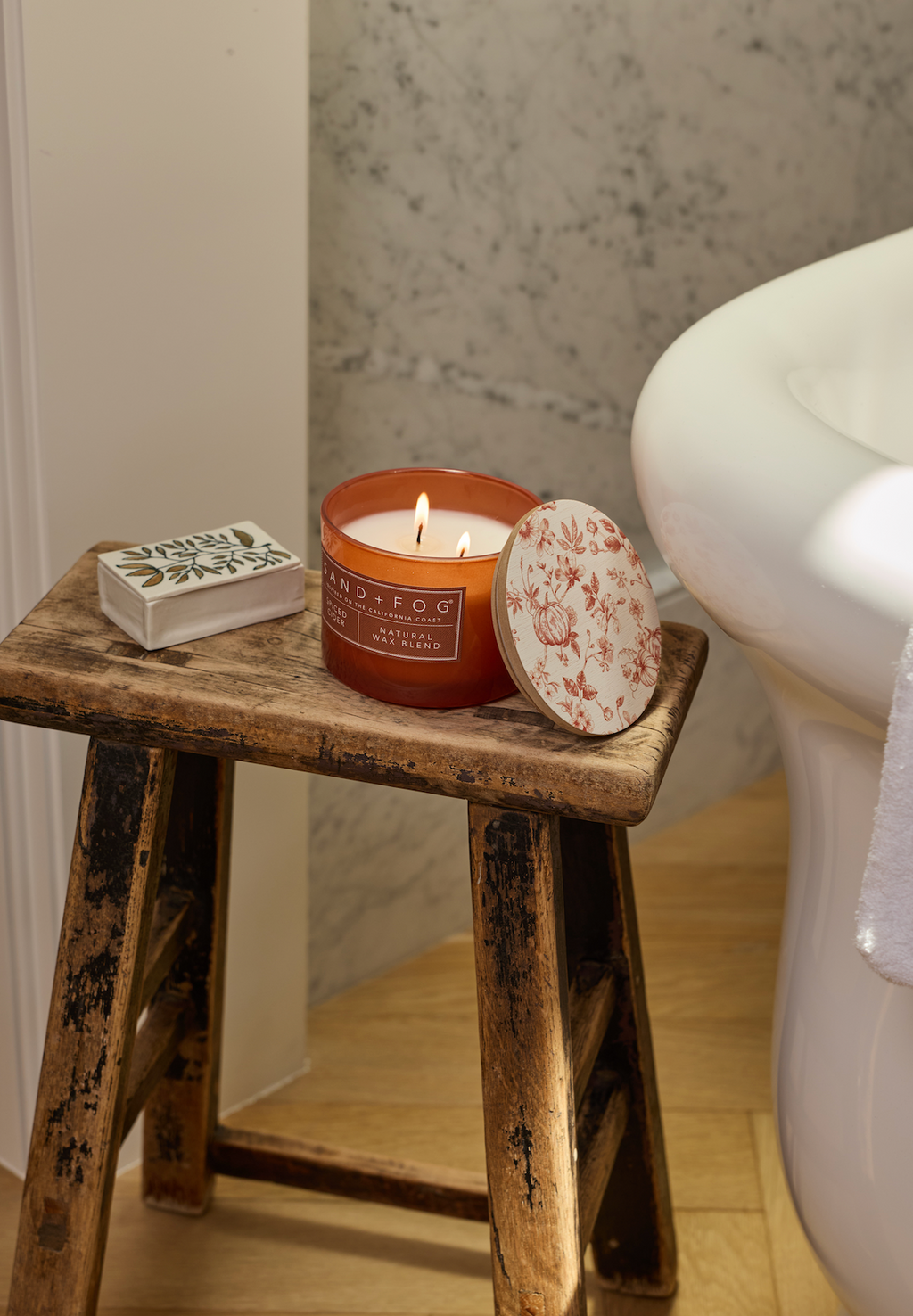 Elegant Spiced Cider 12 oz scented candle