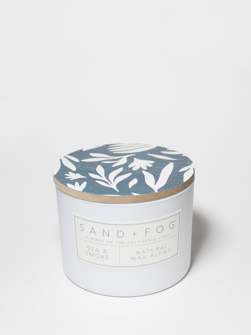 Elegant Sea & Smoke 12 oz scented candle