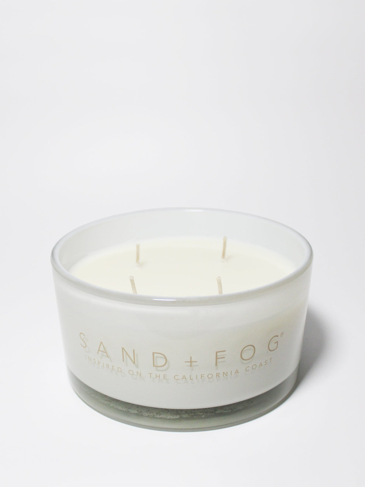Elegant Ocean Mist 23 oz scented candle